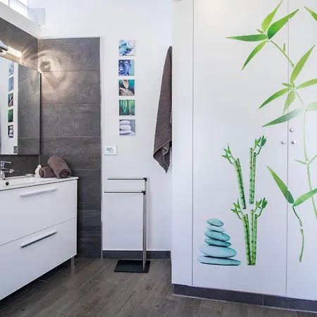 Sunset Cortes & Castro - Roques Apartman